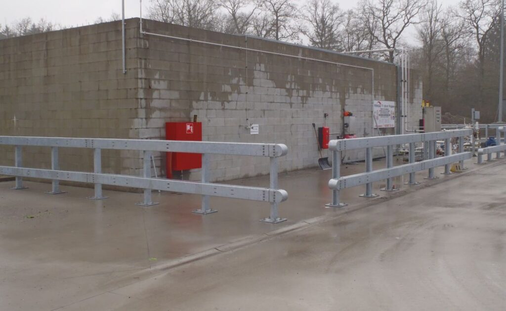 Chantier Henrotte - Protection contre les chocs 1 Protection d'une pompe propane