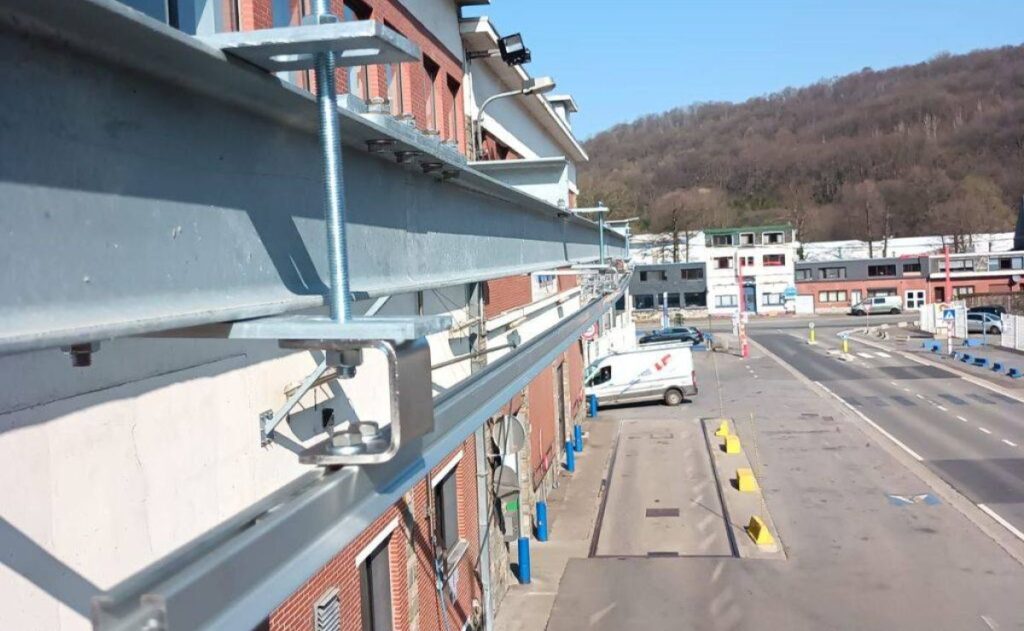 Chantier SA Corman - Rail de sécurité 2 Rail de protection contre les chutes