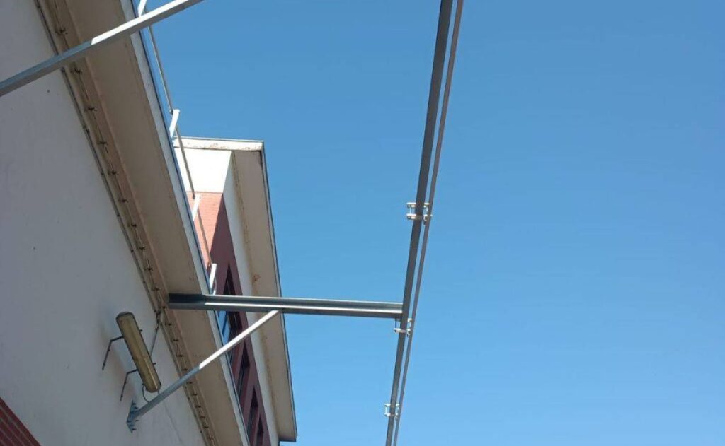 Chantier SA Corman - Rail de sécurité 4 Rail de protection contre les chutes