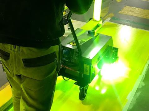 Planifiez vos interventions de marquage au sol et bénéficiez de 10% de réduction 2 Marquage au sol peinture UV